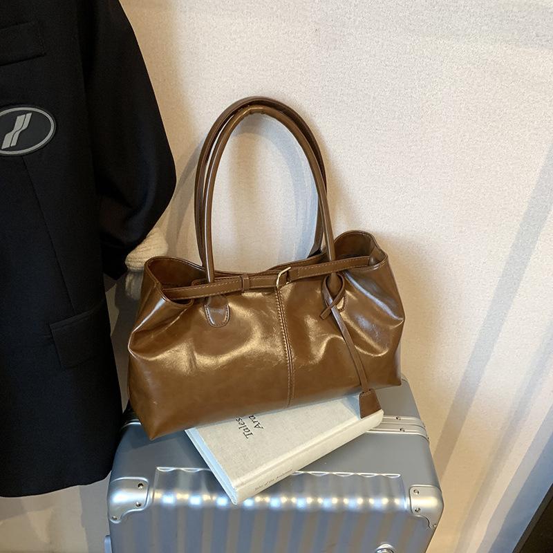 Autumn and Winter Retro Large-capacity Soft Leather Bag Women's 2025 New Casual Commuting Shoulder Bag Portable Tote Bag