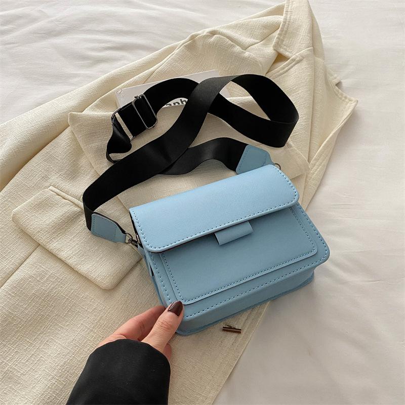 Textured Small Square Bag Women's Bag New Casual Fashion Shoulder Bag Wide Shoulder Strap Messenger Bag