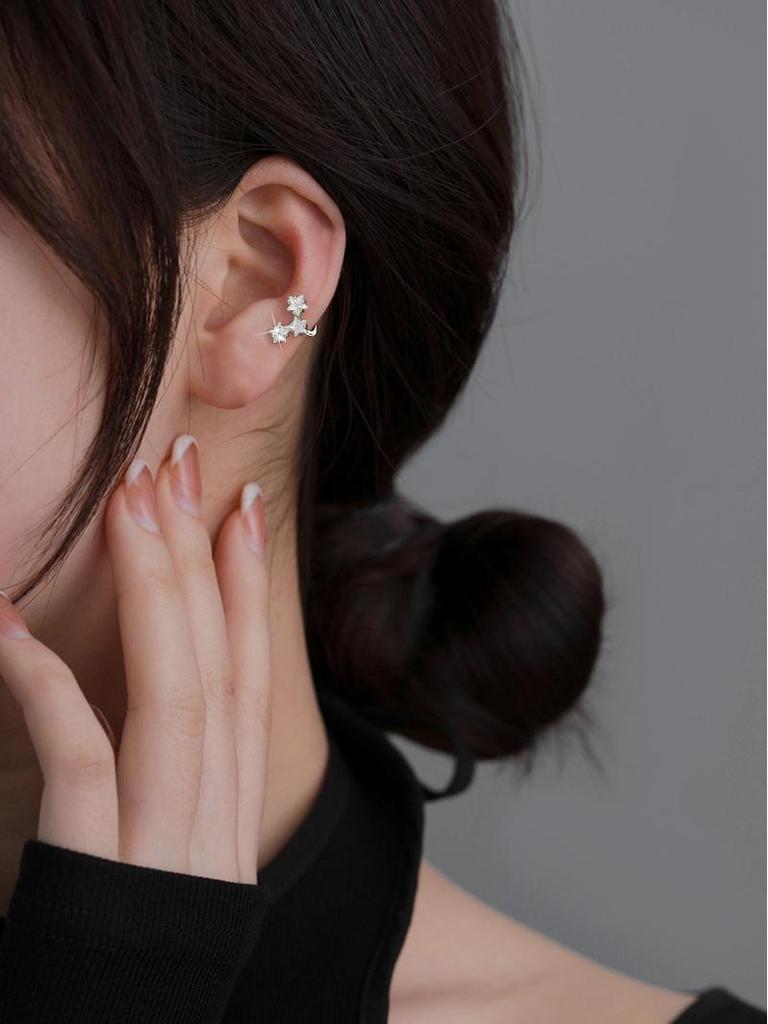 Korean Style Irregular Shiny Gear Ear Cuff, No Piercing Needed, Versatile and Chic for Autumn