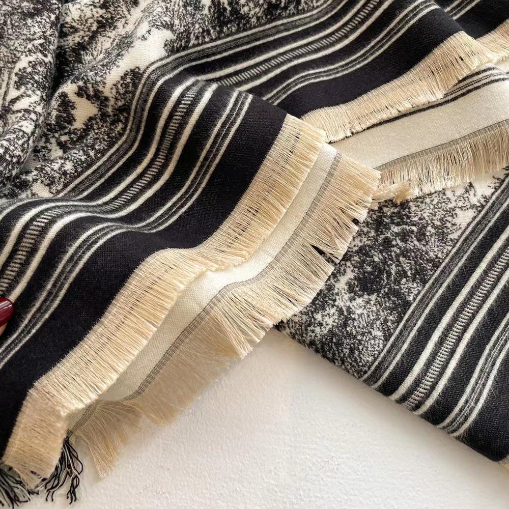 Luxury Imitation Cashmere Shawl: 140cm Square, Warm & Thick with Short Tassels
