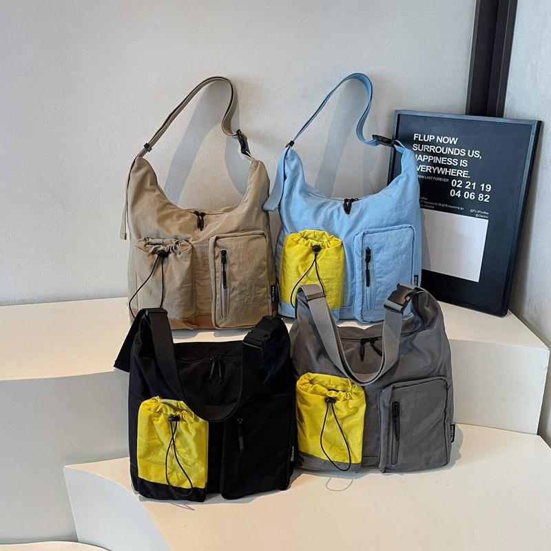 Borsa a Spalla Grande Capacità con Cuciture Colorate Borsa a Tracolla Leggera da Donna con Tasche Multiple