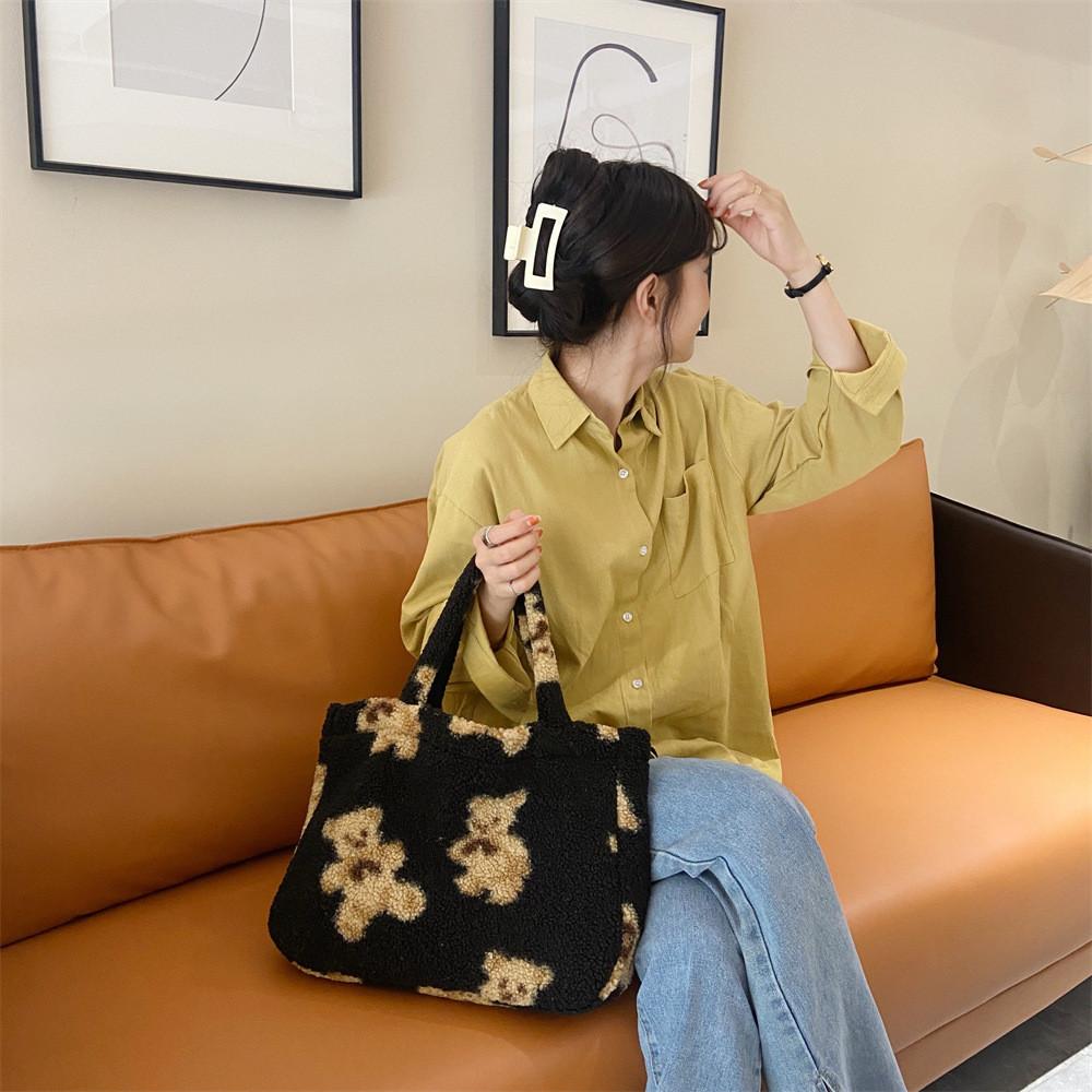 Plush Trendy Vintage Teddy Bear Bag Soft And Cozy Handbag Perfect For Daily Casual Outfit Pairing