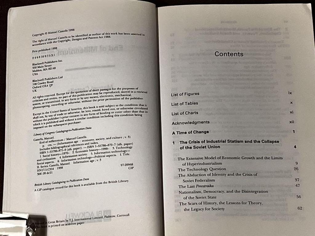 [USED] End of Millennium Manuel Castells