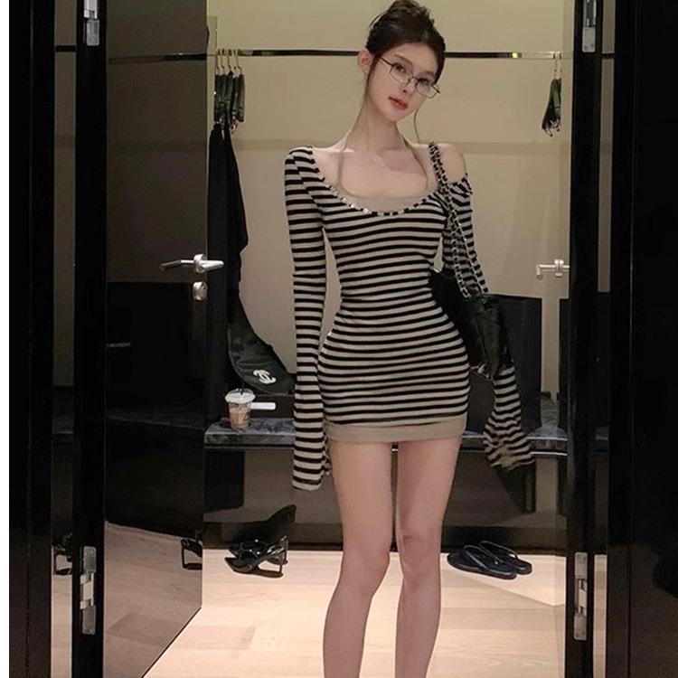 Autumn Flare Sleeve Striped Two-Piece Set - Women's Korean Style Sweet & Spicy Slimming Dress