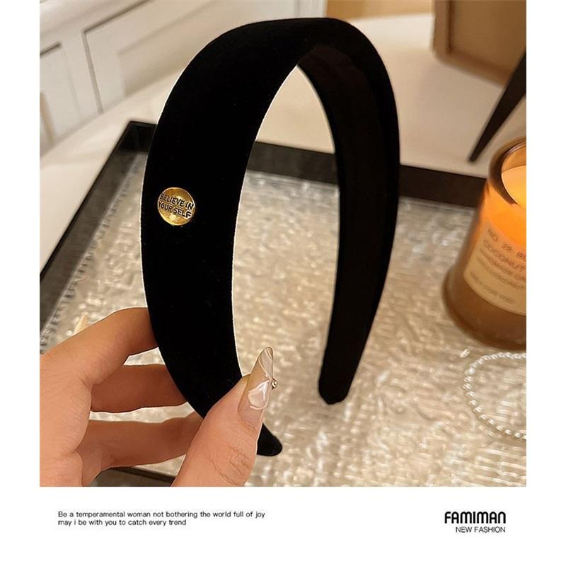 Red Velvet Wide Headband Women High Cranial Top Hair Hoop Elegant Versatile Outdoor Pressure Hair Band Autumn Winter Fashion Hair Accessories