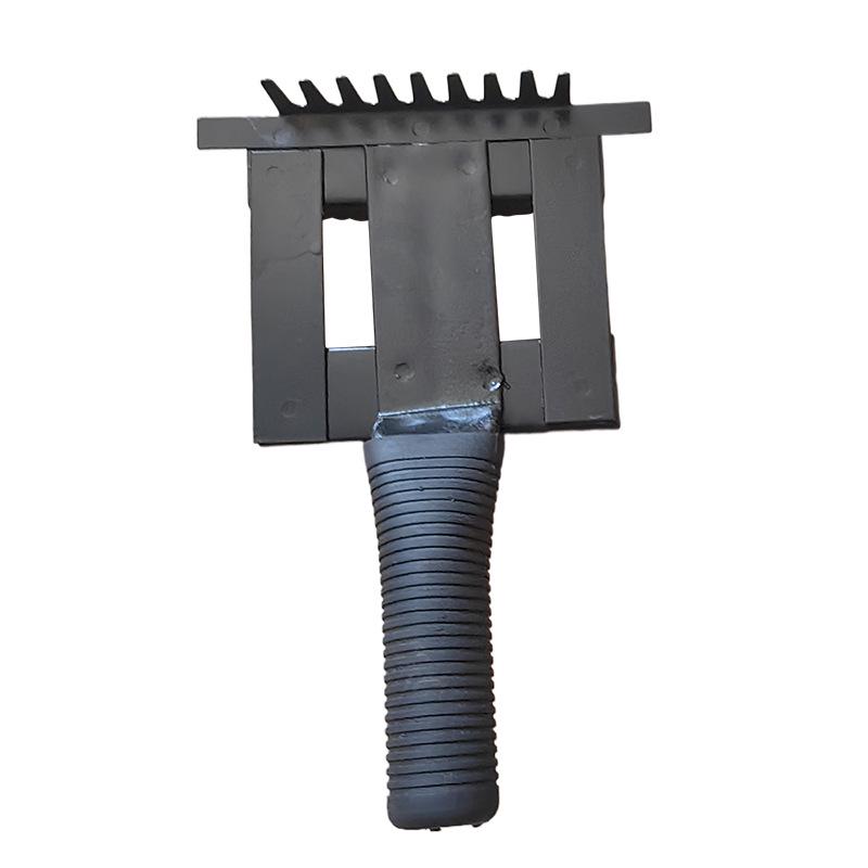 Livestock Grooming Comb: Anti-Itch Rake & Brush for Cattle, Horses, and Sheep
