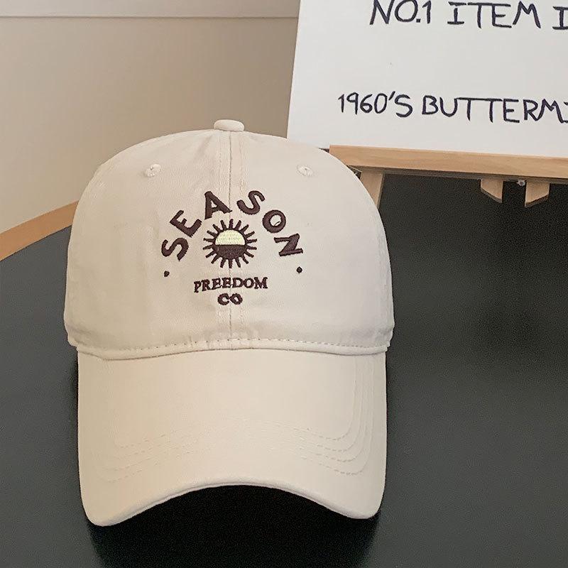 

Korean Style Brand Versatile Casual Baseball Hat for Women In Spring and Summer Deep Top Showing Their Face Small Sun-visible Baseball Hat Adjustable