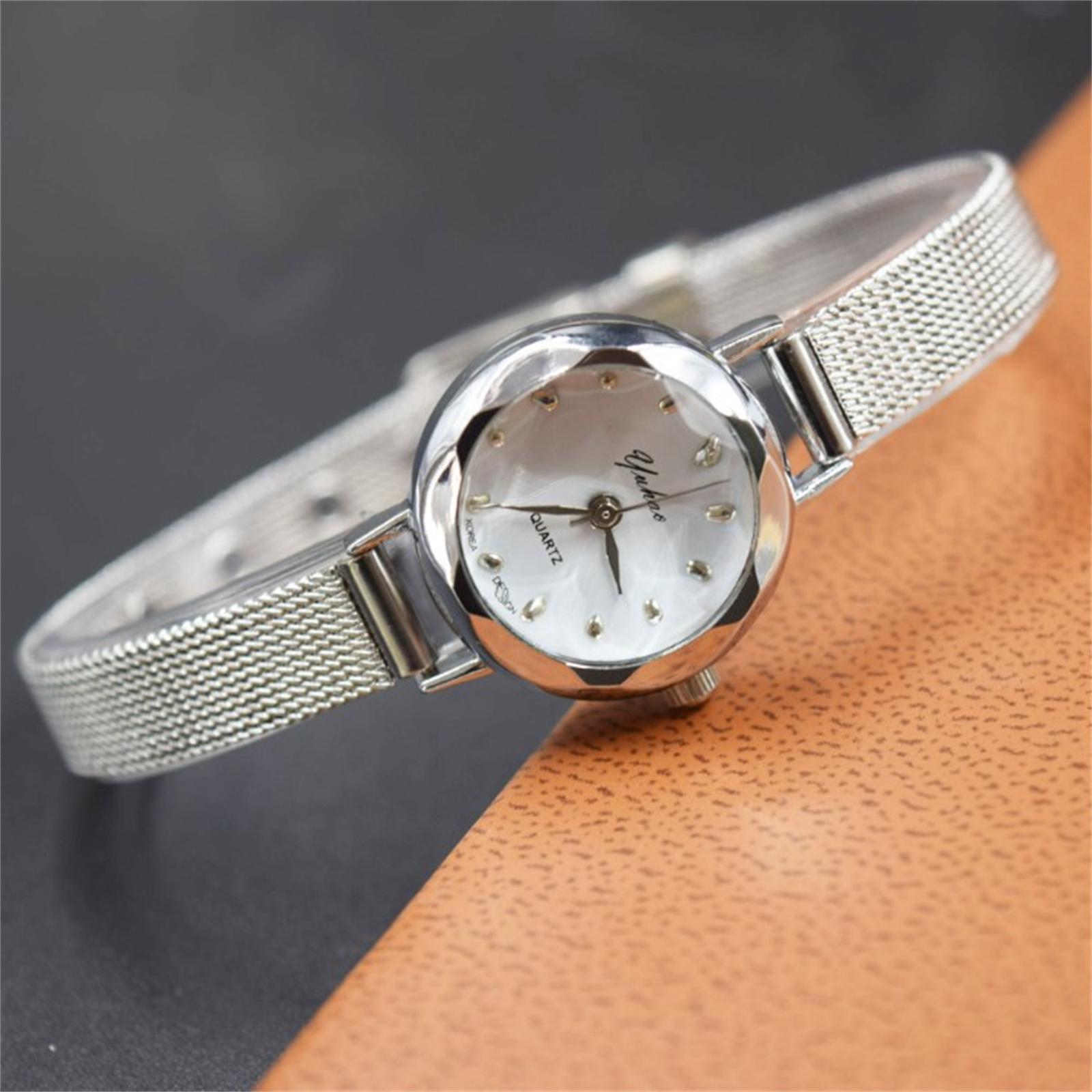 

Женские модные кожаные часы One Size