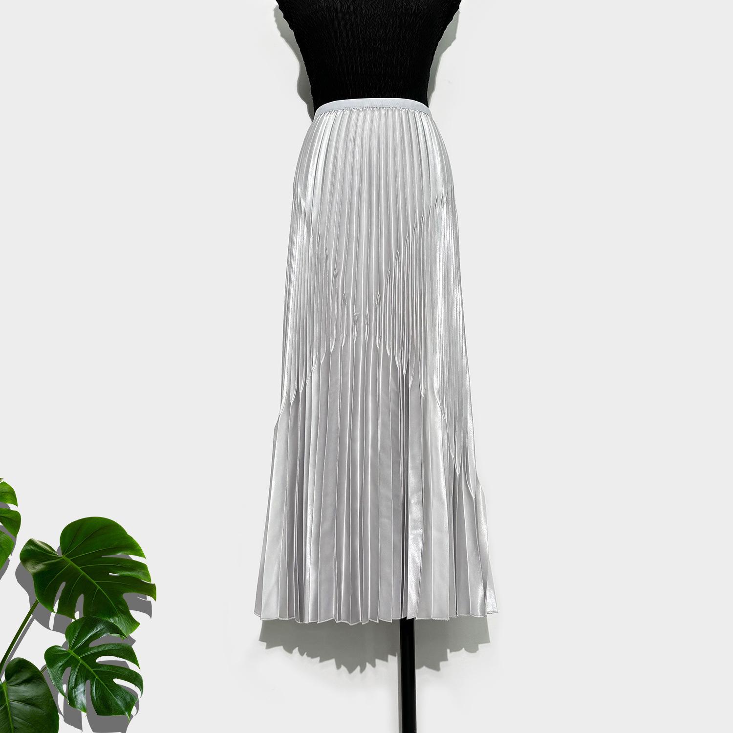 

Jacquard Pleated Skirt - 2025 Autumn/Winter Collection: Versatile Slim Fit with a Relaxed Elegance in Women s Fashion. One Size світло-сірий колір