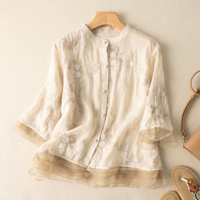 Artistieke Retro Kant Patchwork Dames Top: Katoen-linnen blouse met zeven mouwen en zware borduurwerken.