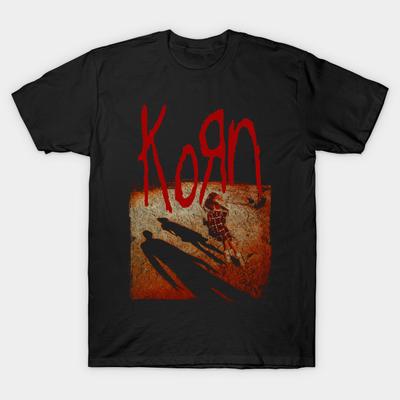 Tamanho Asiático Masculino Camiseta Preta com Estampa Korn Estampa Térmica Sem Corte Camiseta de Algodão