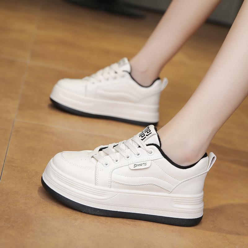 2025 winter new ins Korean version of thick-soled low-top velvet little white shoes women's tide running casual board shoes women's Y8613-2