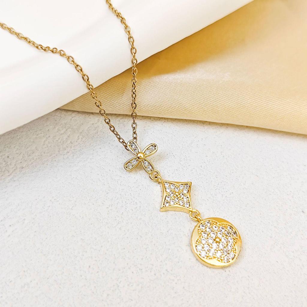 Women's Gold-Plated Copper Necklace: Luxury Fu Lu Pendant Clavicle Chain - Versatile Fashion Accessory