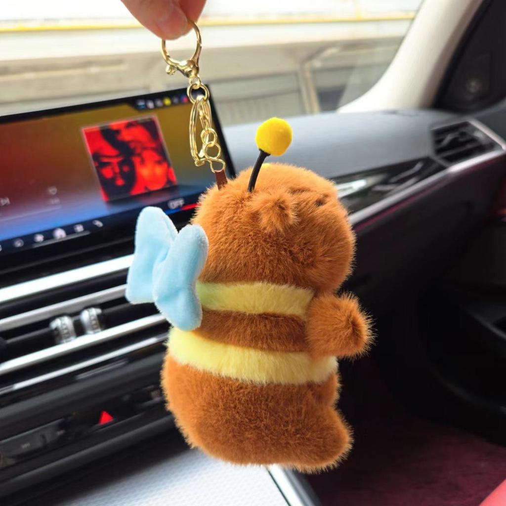 Adorable Plush Bee Capybara Keychain with Flapping Wings - Perfect Small Gift or Claw Machine Prize