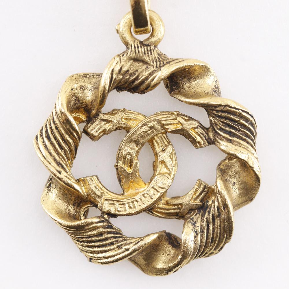 CHANEL COCO Mark Necklace vintage Plated Gold 7.5g Women Used