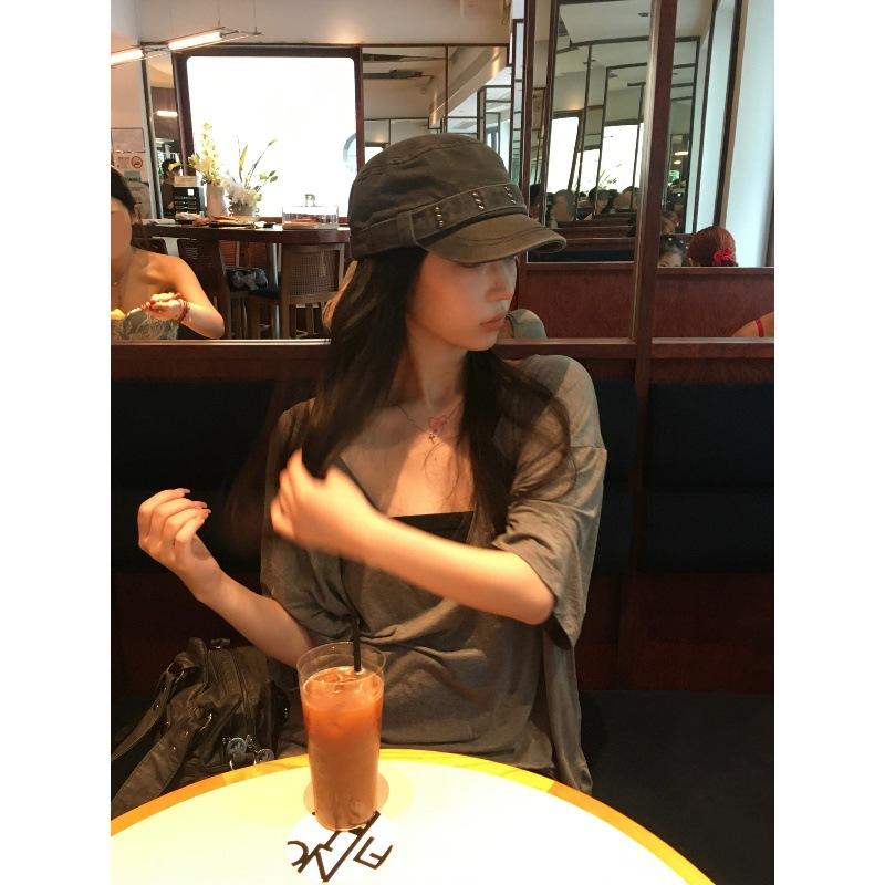 New Autumn and Winter Retro Denim Flat Top Peaked Cap  Washed and Distressed  All Match Face Showing Niche Rivets  Large Head Circumference Hat