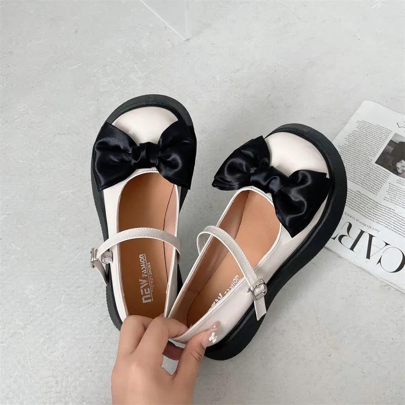 Little fairy Mary Jane shoe girl spring 2025 new bow shallow mouth muffin thick sole non-slip small leather shoes tide