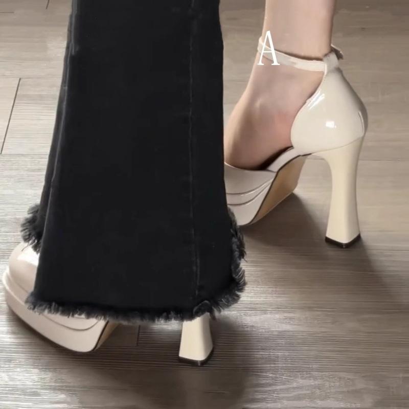 Sandalias de pasarela femeninas Mary Jane impermeables bolso de escritorio cabeza hueca hebilla de una tira con suela gruesa tacón grueso tacones altos beige