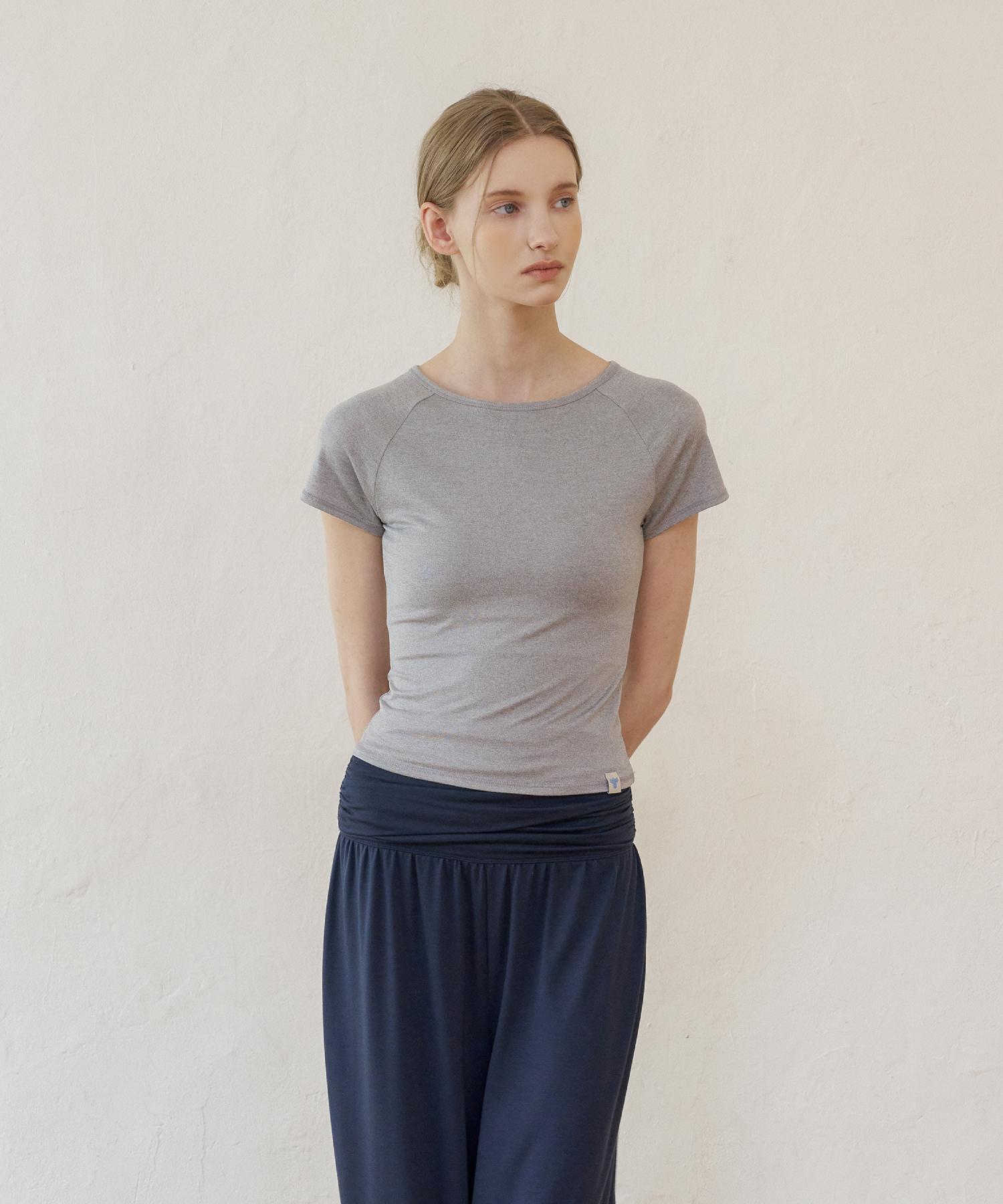 Reina Mora Mellow Essentials Ragrange Short Sleeve Seagrass Seagrass/2