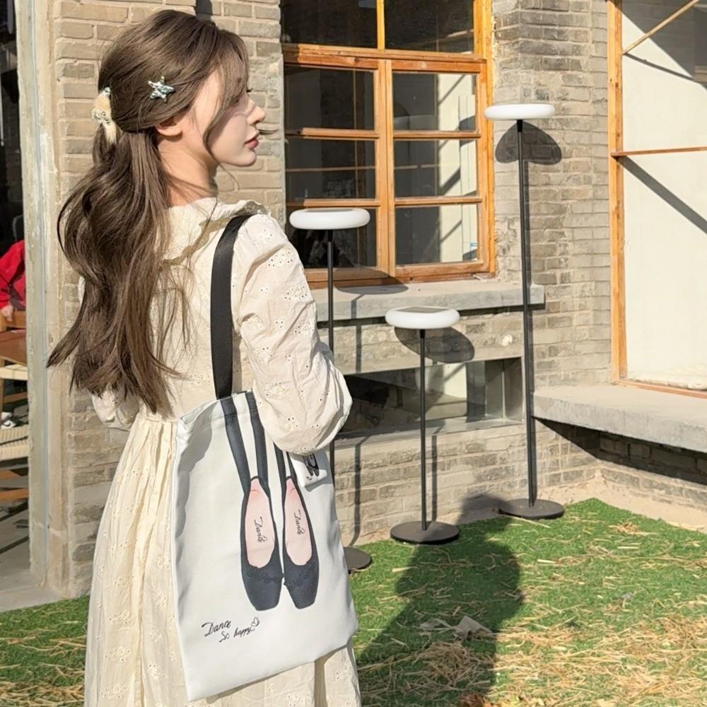 Large Capacity Ballet Shoulder Bag Canvas Mini Bag Pendant Toe Shoes Drawstring Bag Travel