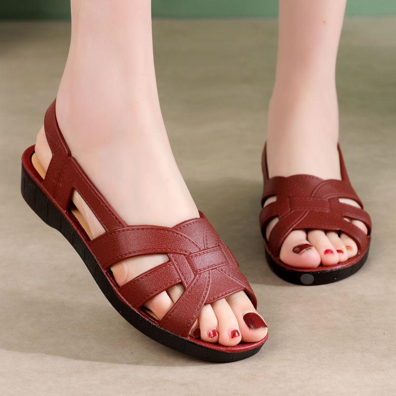 Sandály Léto Nové Protiskluzové Římské Dámské Boty se Šikmými Podpatky pro Dámské Sandály pro Středního Věku a Starší Ženy