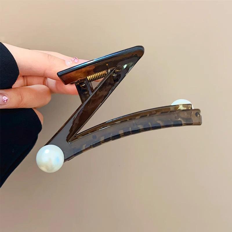 New Elegant "Z" Shape Pearl Hair Claw For Women Girls Sweet Hair Ornament Back Head Hair Holder Clip Fashion Hair Accessories