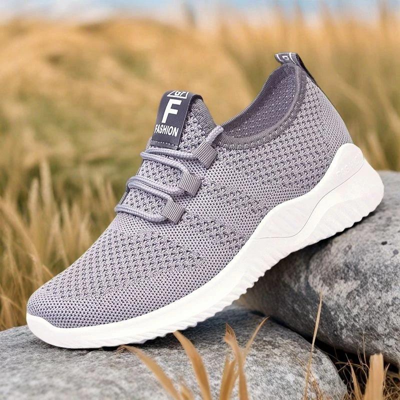 2025 new old Beijing cloth shoes one-pedal versatile comfortable lightweight fly-woven non-slip soft surface casual shoes