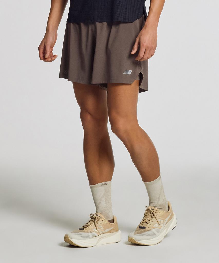 Nyuballanseu Nbnvg26221 / Men 2In1 Rc Shorts 7 Inch (Brown)
