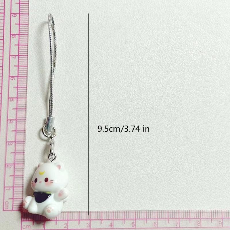 Lovely Sturdy Resin Cats Pendant Keychain for Girls Fashionable Lovely Keyring Decorative Gifts for Backpack or Bag