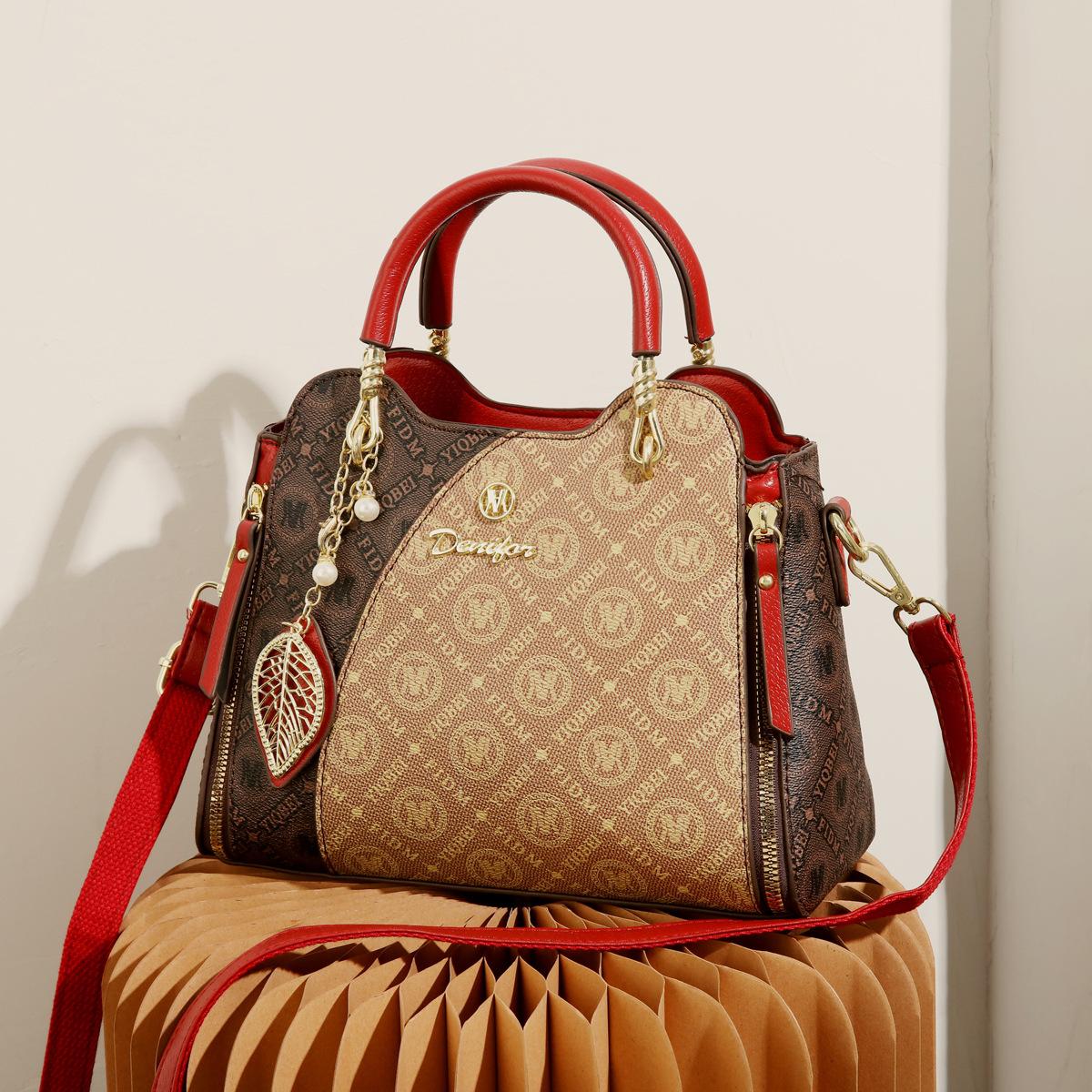 

Handbag Women s 2025 New Crossbody Bag Large Capacity Middle-aged Mom Handheld Shoulder Bag