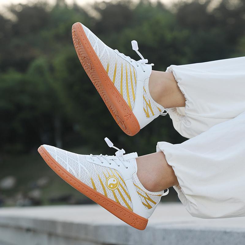 Summer breathable Tai Chi shoes, professional Baduanjin competition special shoes, cow tendon sole Tai Chi practice shoes 35