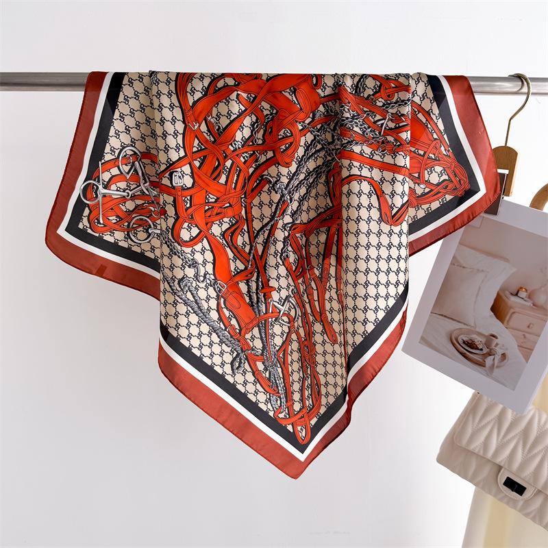 Letni Szal Jedwabny z Prostym Nadrukiem Szal Kwadratowy 70cm Modny Wszechstronny Szal Damski Profesjonalny Szal Jedwabny