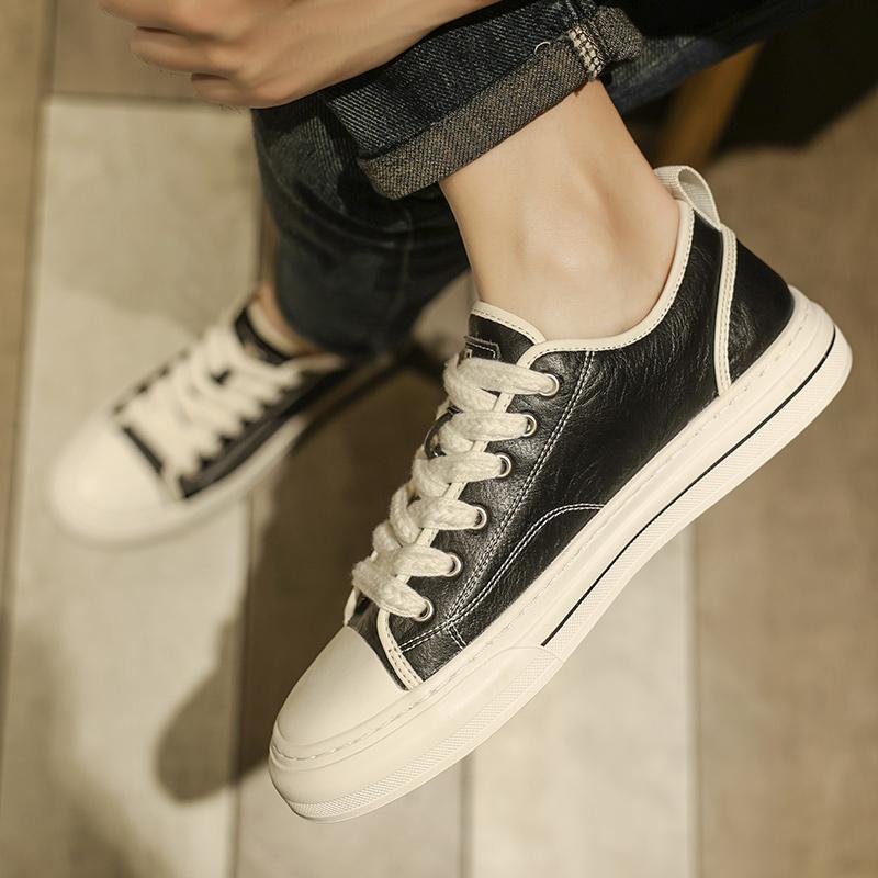 Fashion Men Casual Shoes Breathable Leather Non Slip Shoes Soft Soled Travel Sneakers White Leather Men Flats Business Shoes