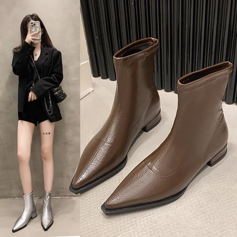 

Pointed European and American short boots women s new 2025 autumn and winter women s boots fashion thick heel thin boots niche design Martin boots 40