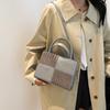 Niche design foreign style small square bag 2025 autumn new fashion simple retro trend shoulder messenger bag