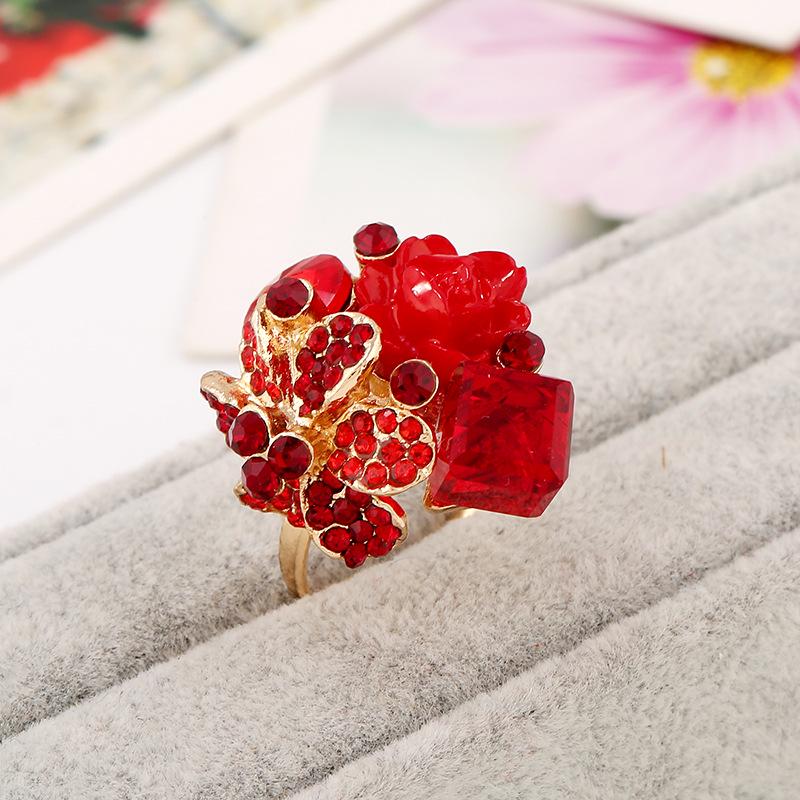 Anello Ipoallergenico Europeo e Americano con Fiori di Cristallo - Design Aperto Colorato