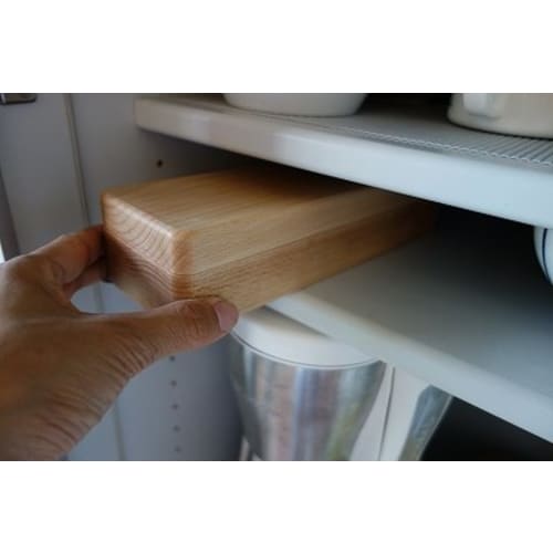 Taiya's Bonito Flakes Shaver, Beechwood with Custom-Made Blue Paper, Made in Japan (Red). Blades are pre-adjusted and ready to use. After-sales mainte