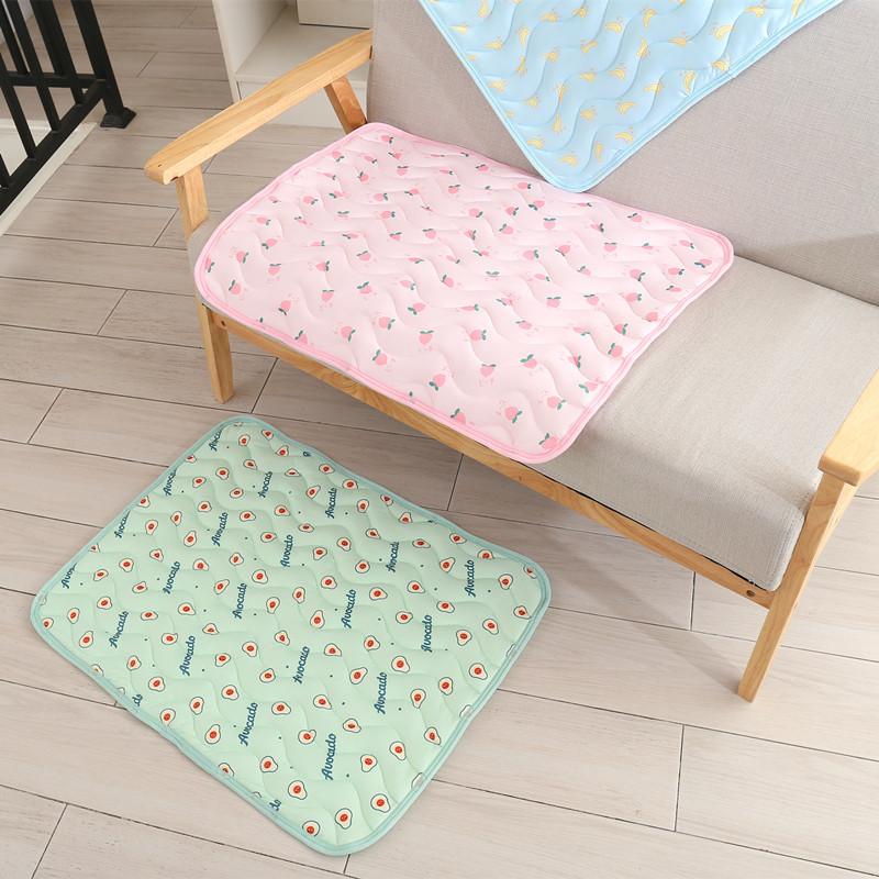 Summer Dog Cooling Mat Breathable Pet Dog Bed Blanket Ice Silk Pad Sofa Kennel for Small Medium Dogs Cats Dog Car Seat Cushion
