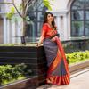 Nuovo Lancio - Morbido Saree di Seta Litchi con Ricco Pallù e Lavoro Jacquard su Tutta la Superficie