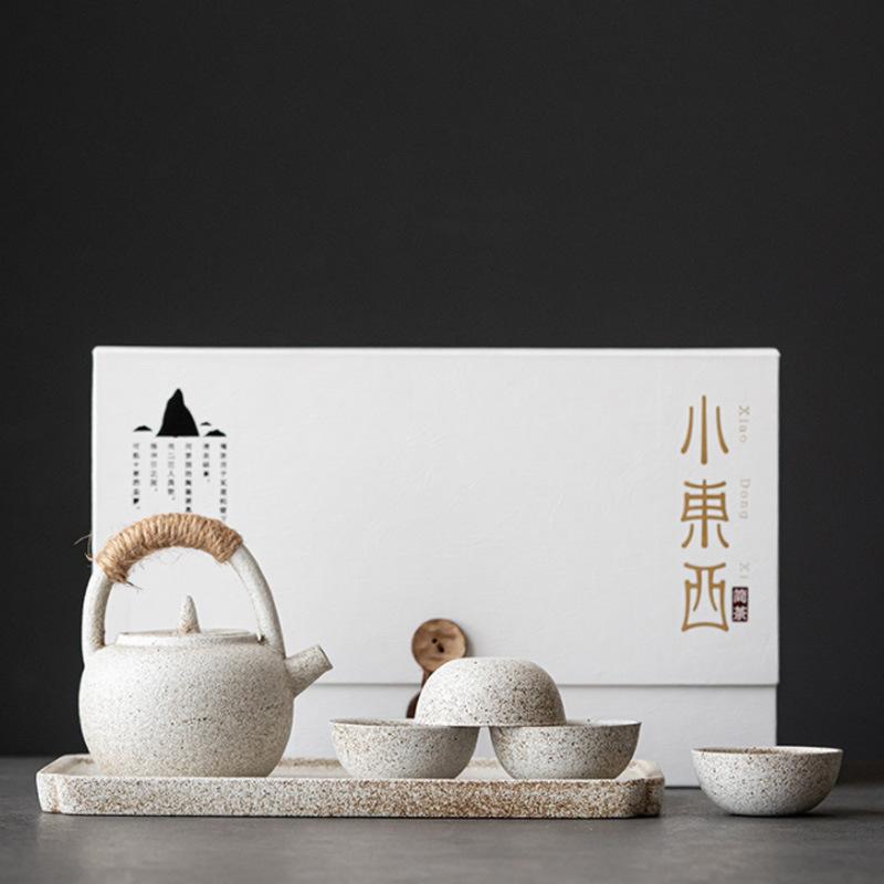 Kung Fu tea set, Japanese-style household simplicity, homestay, beam pot, one pot, four cups of ceramic gifts, gift box with lettering