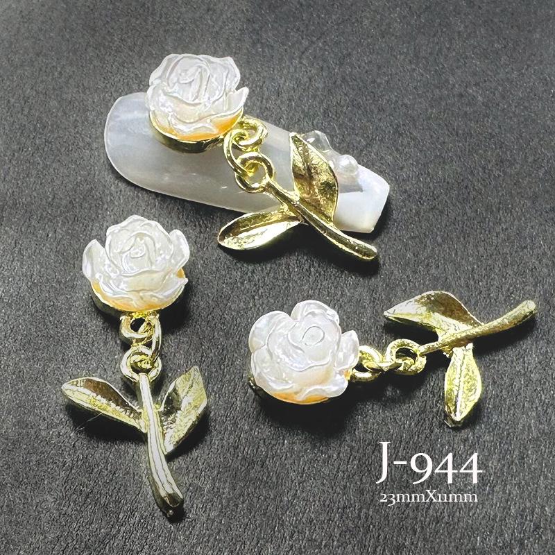Trending Nail Art Alloy Camellia Pendant: Drip Oil Love, Black & White Rose, Color Edge Flower, Tassel Nail Diamond.