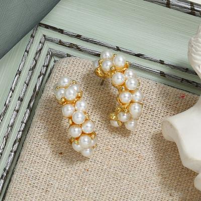 Retro Baroque Pearl Stud Earrings Women's Versatile High-end French Earrings, Simple Temperament, Personalized Trendy Ear Jewelry