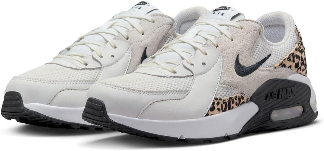 Air Max Excee W AIR MAX EXCEE Summit [Nike] Белый/Черный/Бежевый HQ2115-100 23,0 см