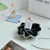 Nordic Ceramic Shell Ornament Key Holder - Desktop Decoration for Coffee Table or Entrance.
