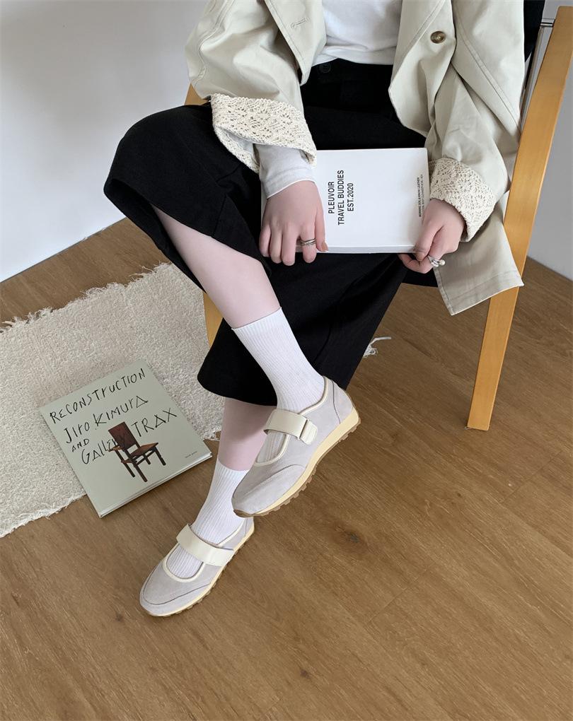 

Breathable single shoes women s niche design sense spring 2025 new Velcro soft sole lightweight Mary Jane shoes 39 сірий колір