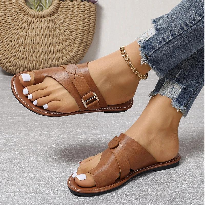 Sandales pour femmes Extérieur Décontracté Plage Chaussures pour femmes Été Nouvelles Ballerines Tongs Sandales Marche Clip Orteil Boucle Romaine Diapositives pour dames