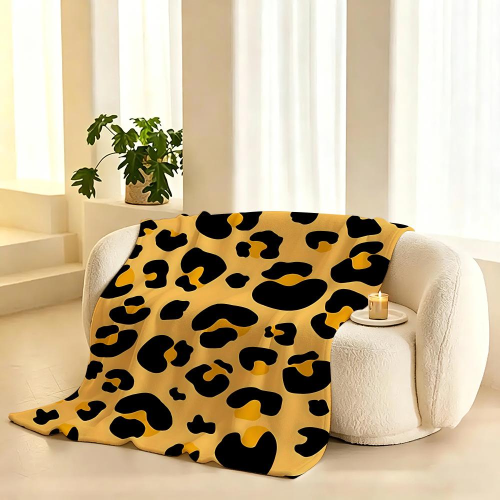 Leopard Print Animal Print Pattern Throw 240g flannel blanket, suitable for sofas, beds, offices, exquisite gift blankets