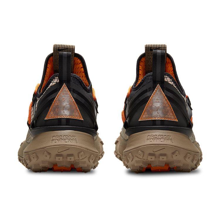 Nike ACG Mountain Fly Low Fossil Stone Unisex Sneakers Tan Black DA5424-200