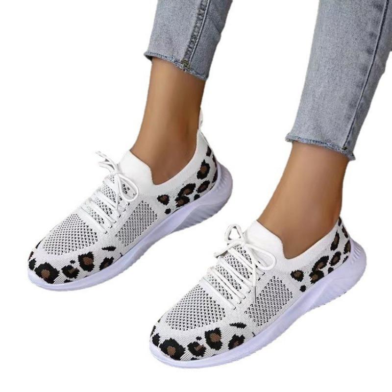 Women's casual sports shoes, new round head lace-up flat-bottomed comfortable mesh shoes 3
