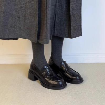 Παπούτσια με τακούνια – Γυναικεία loafers